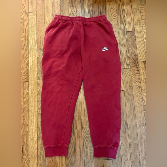 Nike Men's Red Jogger Sweatpants - Picture 1 of 4